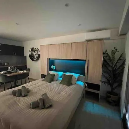Superbe Avec Balcon Rue D'antibes Apartment